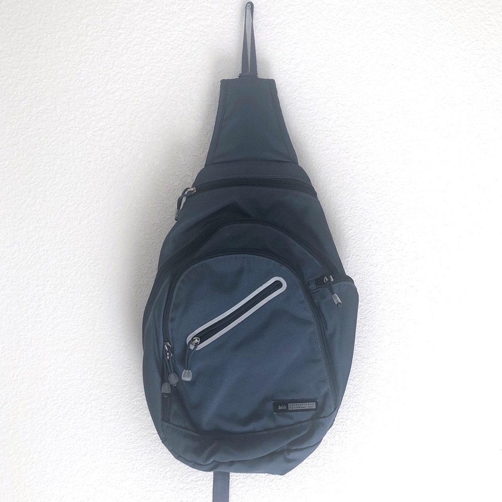 REI | Crossbody Sling Backpack in Teal